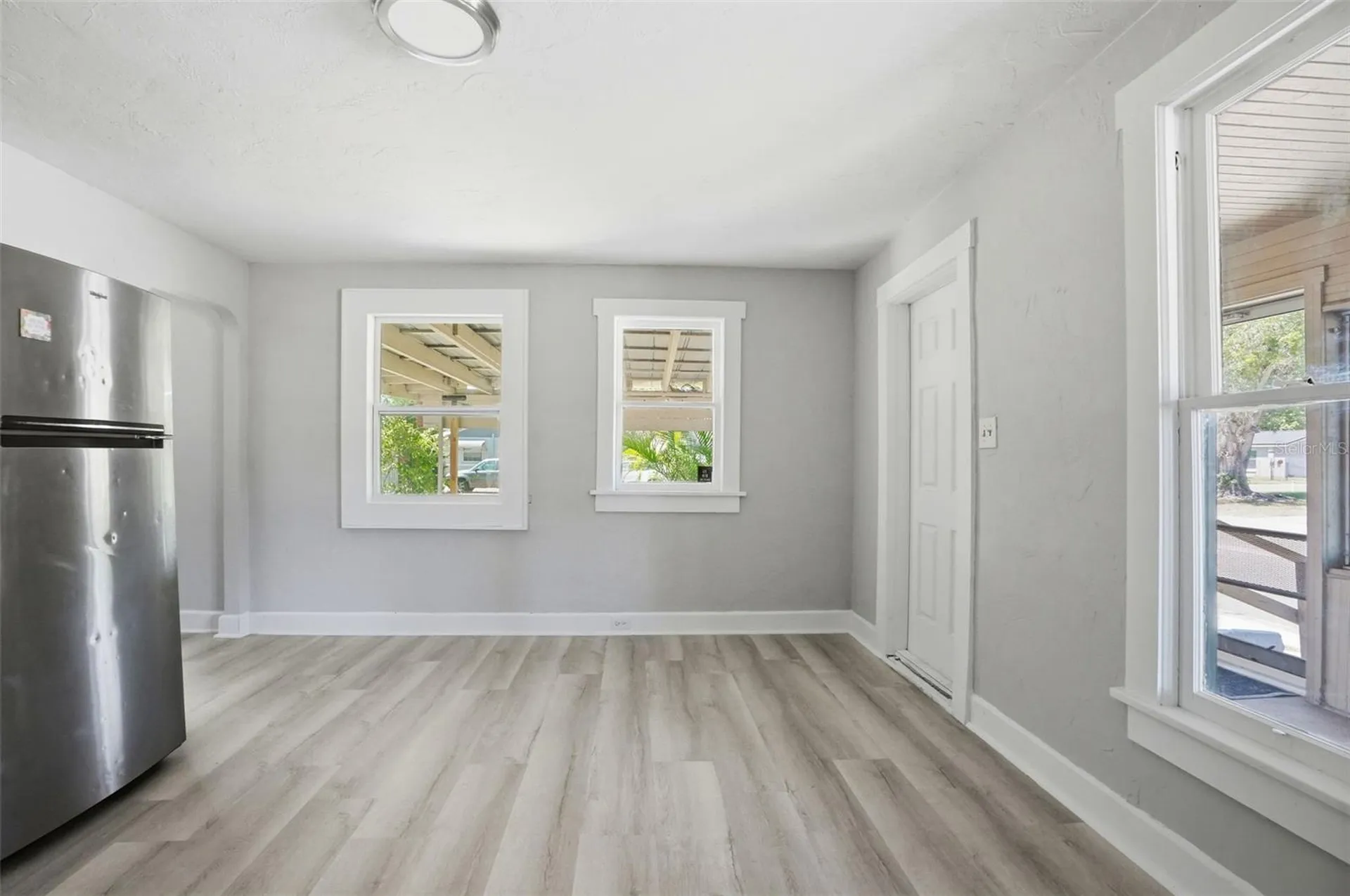 4734 15th Avenue S St Petersburg FL 33711