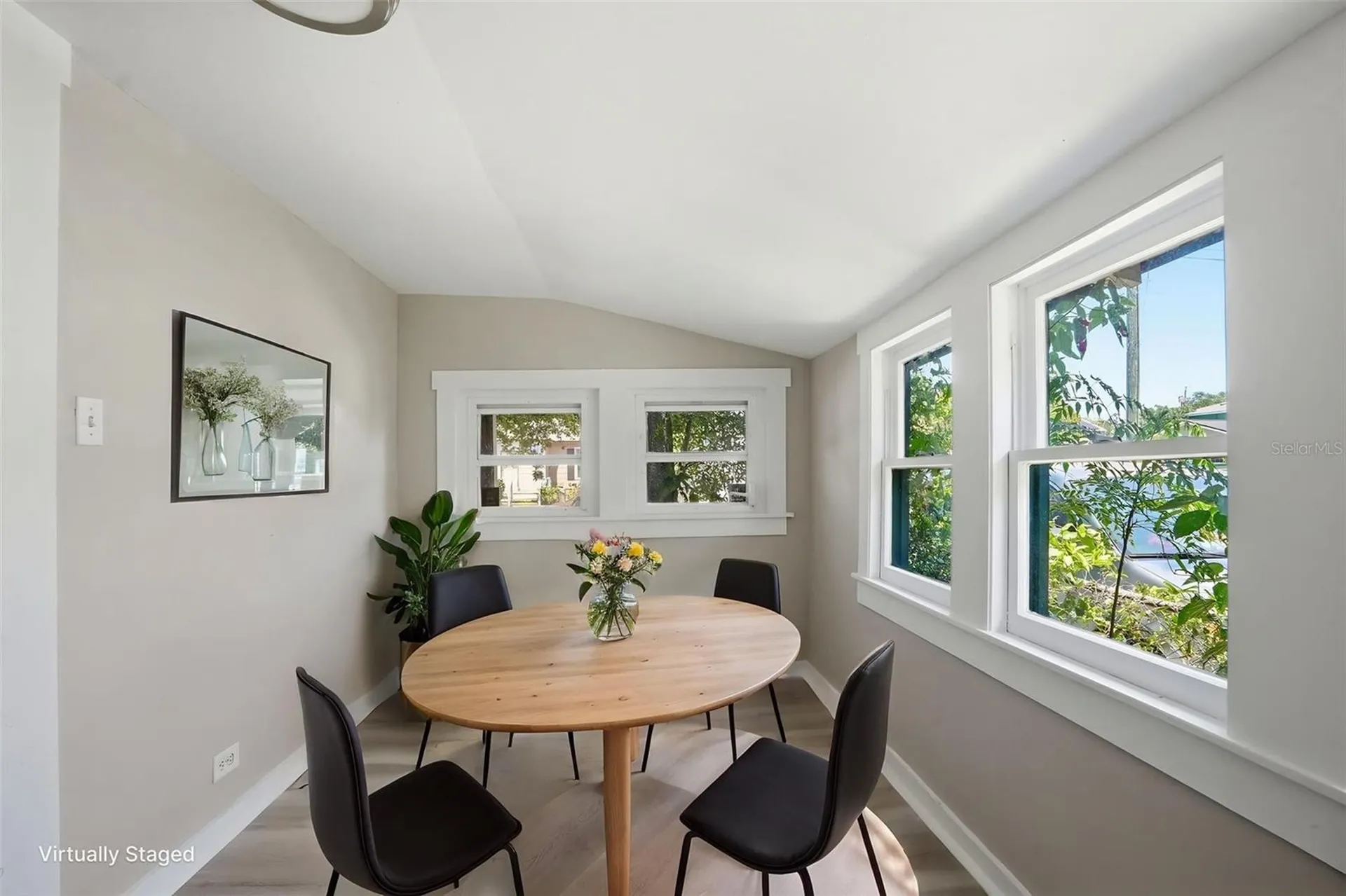 4734 15th Avenue S St Petersburg FL 33711