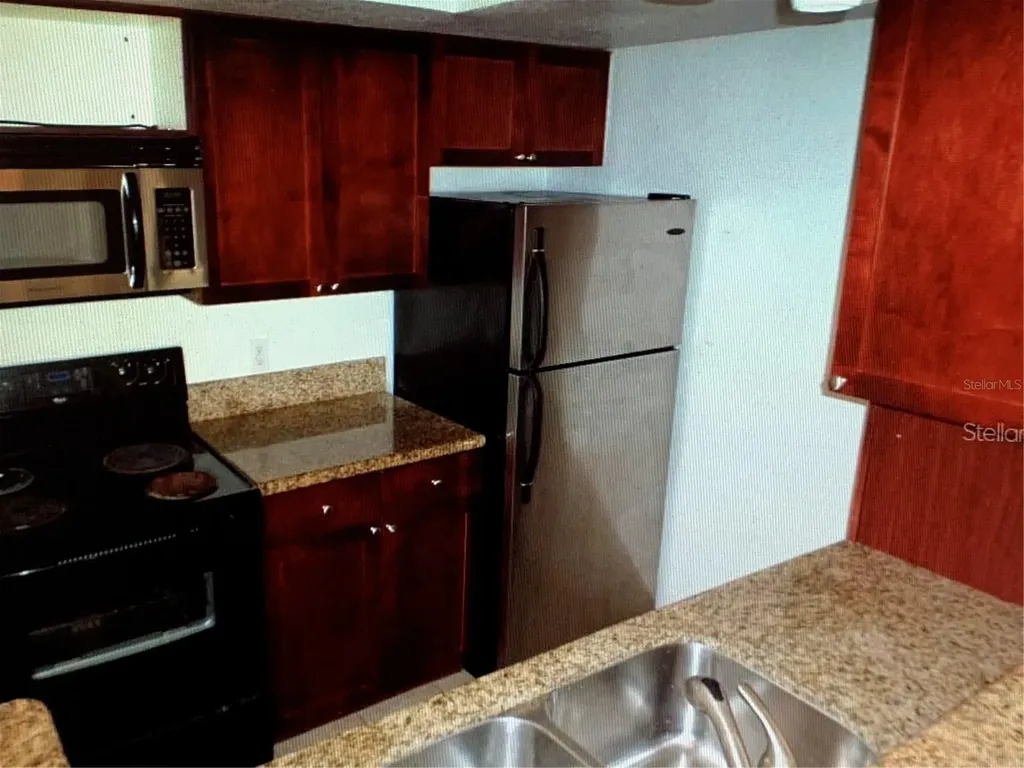 5124 Conroy Road Orlando FL 32811