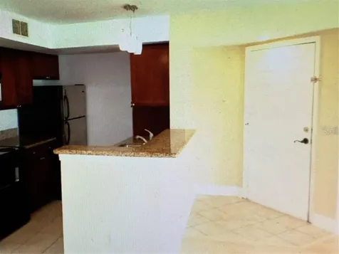 5124 Conroy Road Orlando FL 32811