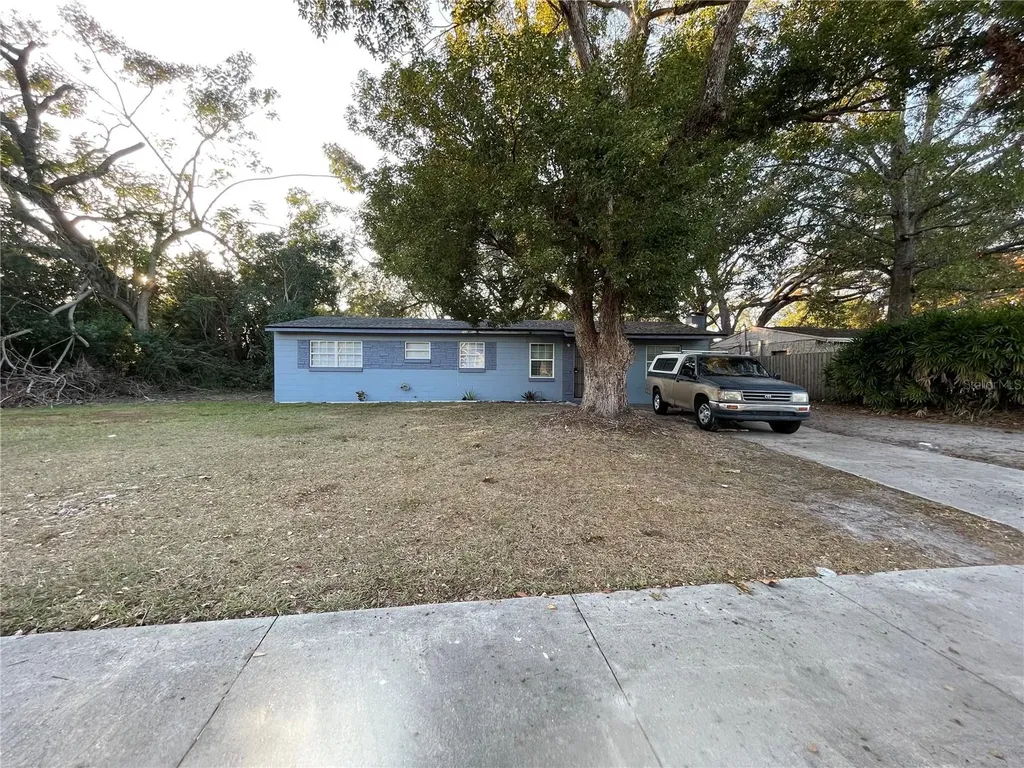 4402 Robbins Avenue Orlando FL 32808