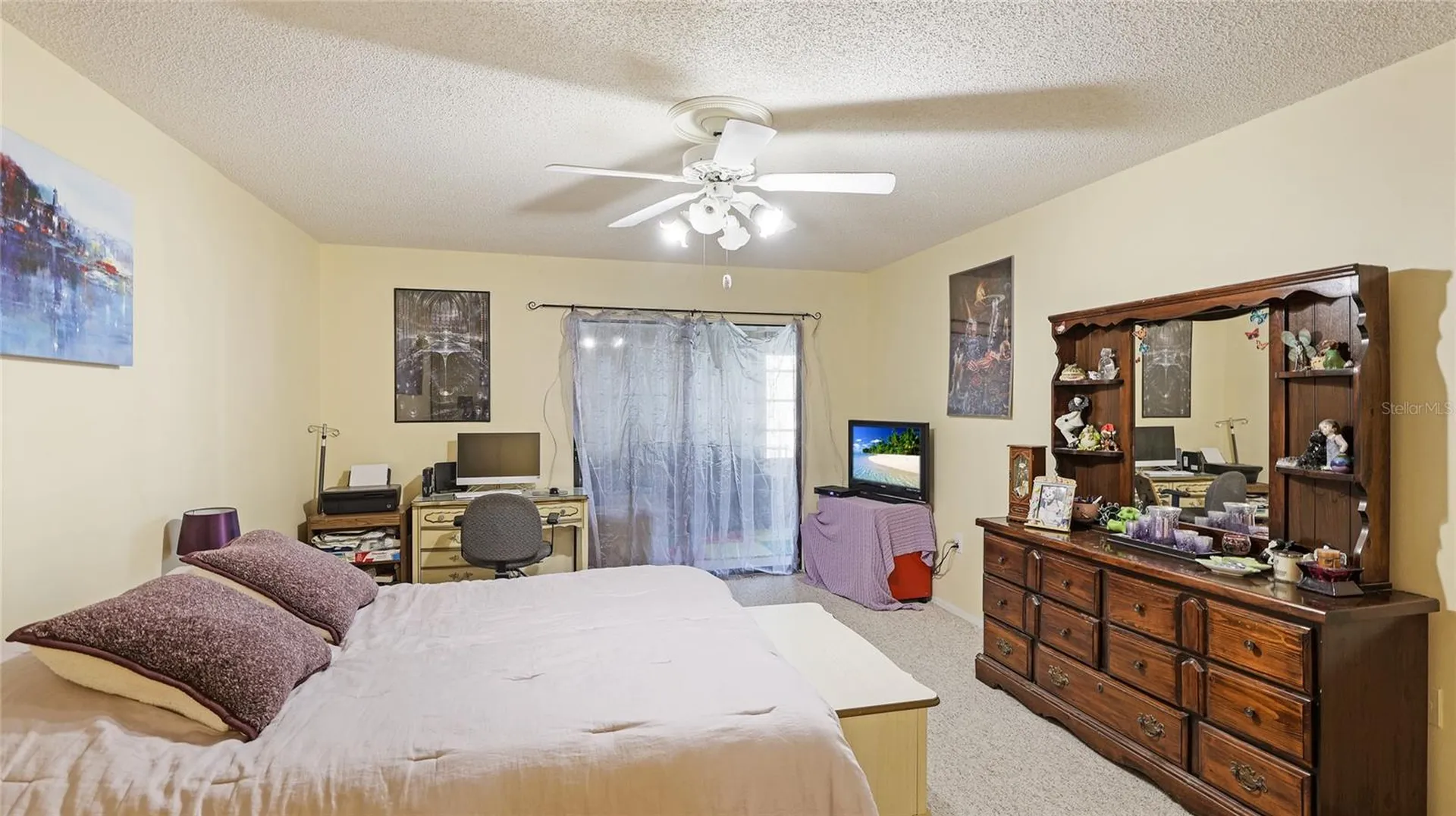 527 Spring Lakes Boulevard Bradenton FL 34210