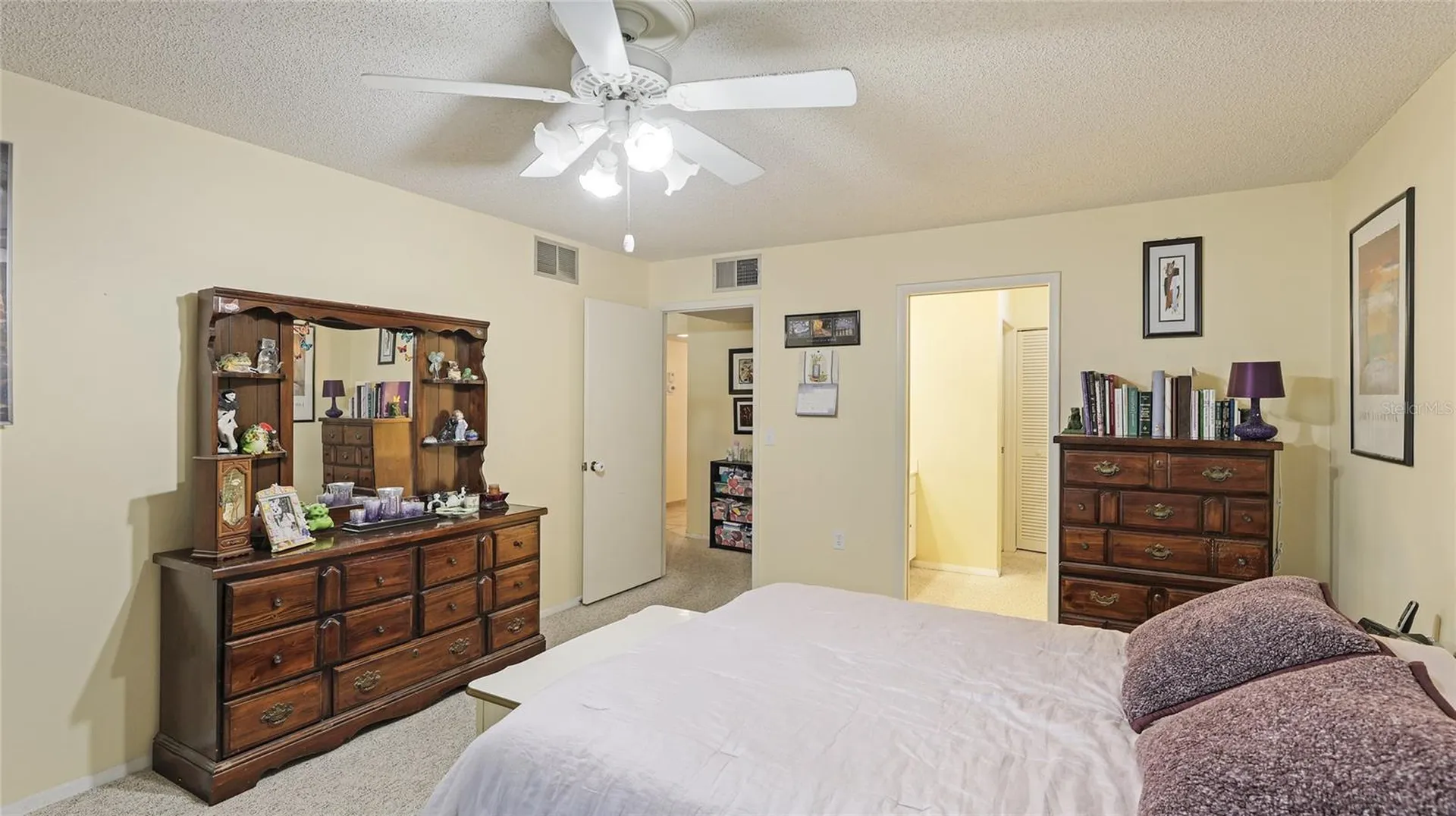 527 Spring Lakes Boulevard Bradenton FL 34210