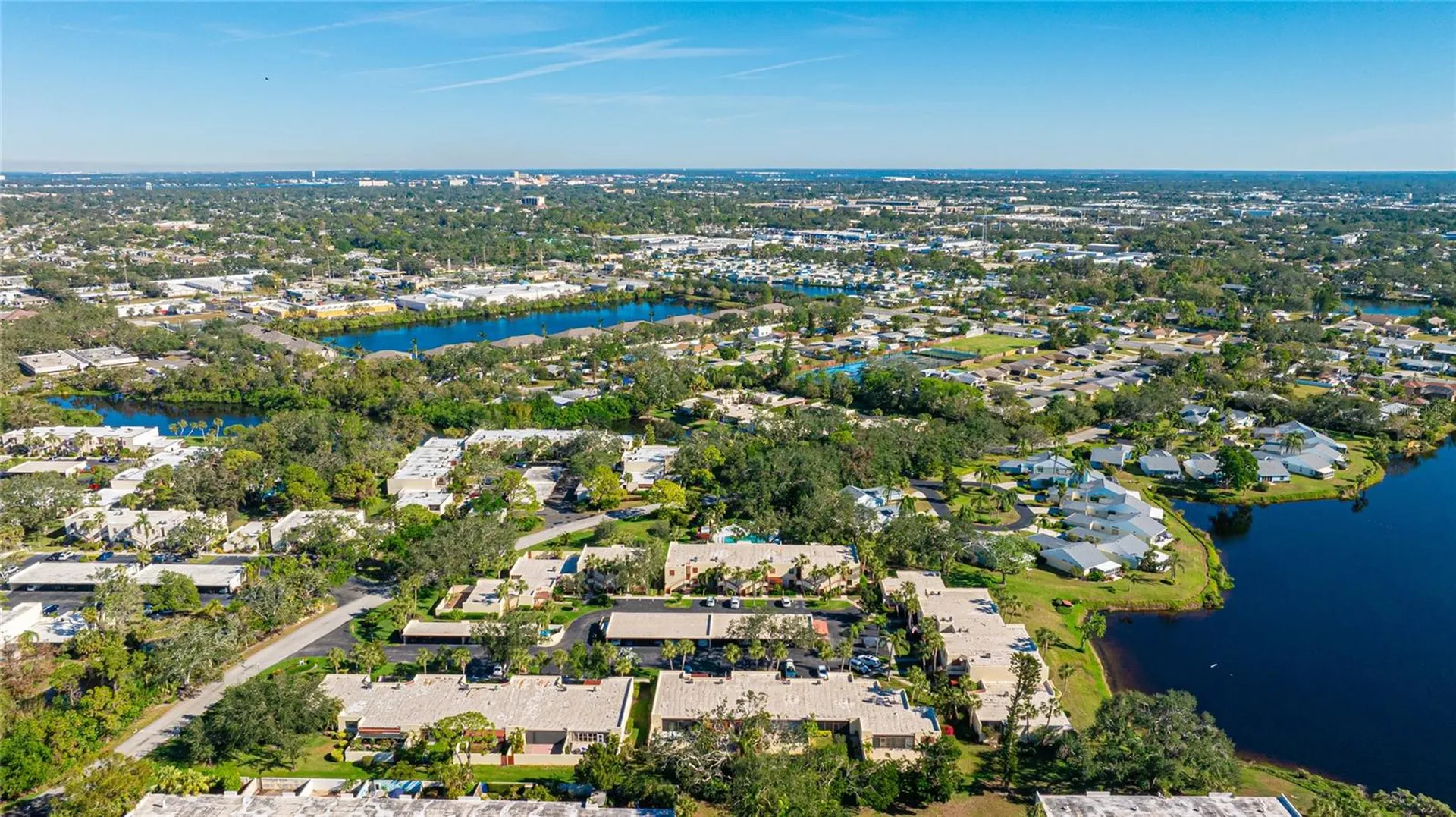 527 Spring Lakes Boulevard Bradenton FL 34210