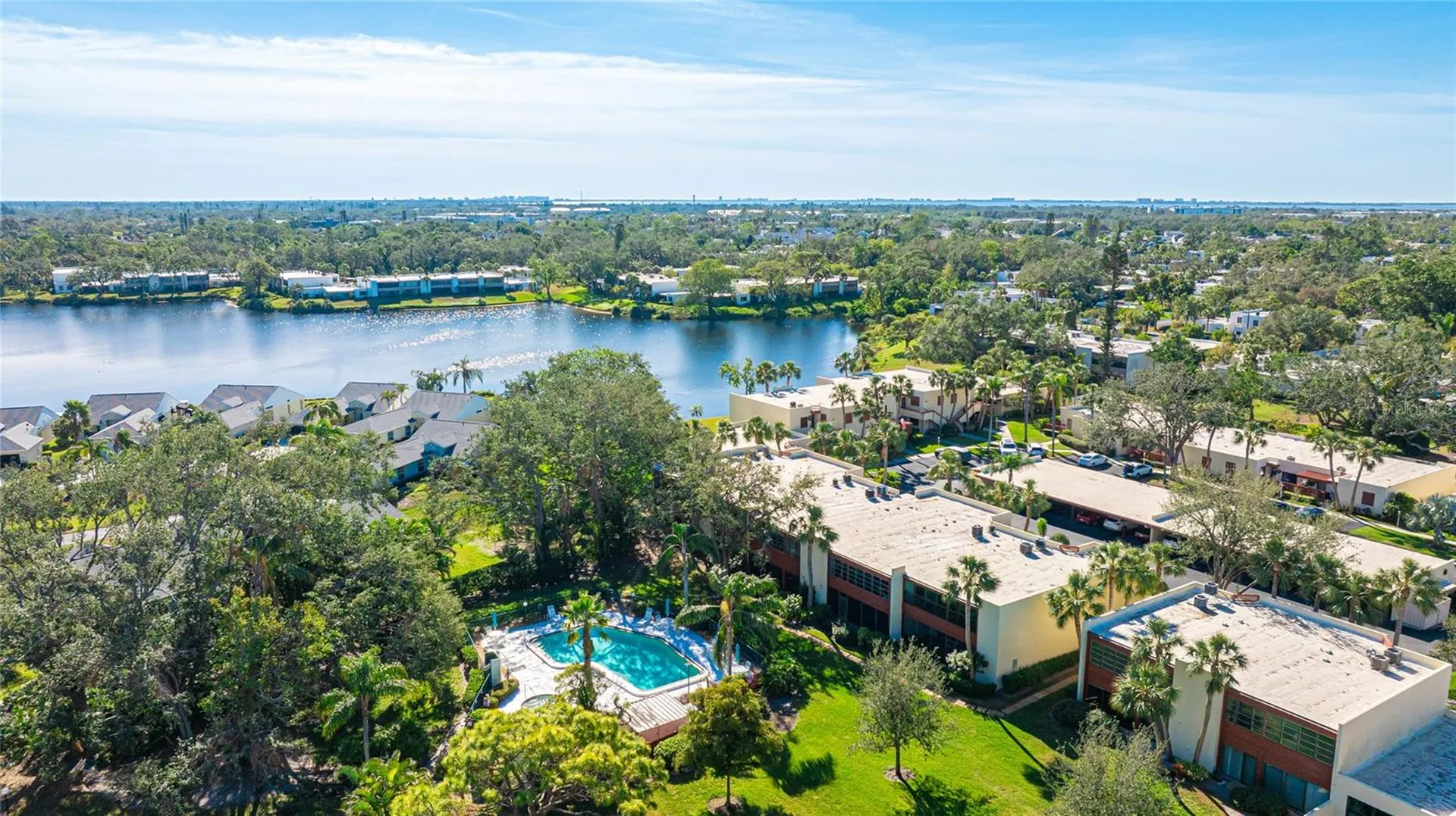 527 Spring Lakes Boulevard Bradenton FL 34210