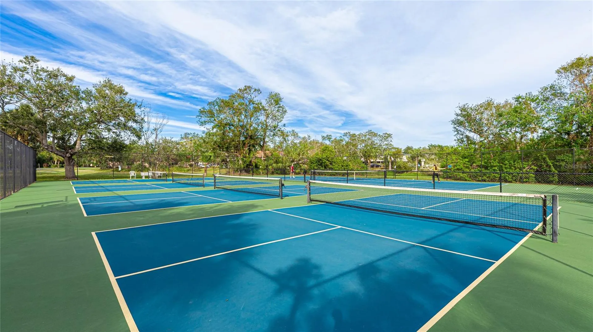527 Spring Lakes Boulevard Bradenton FL 34210