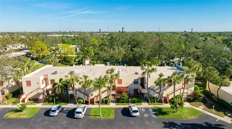 527 Spring Lakes Boulevard Bradenton FL 34210