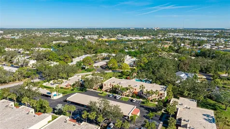 527 Spring Lakes Boulevard Bradenton FL 34210