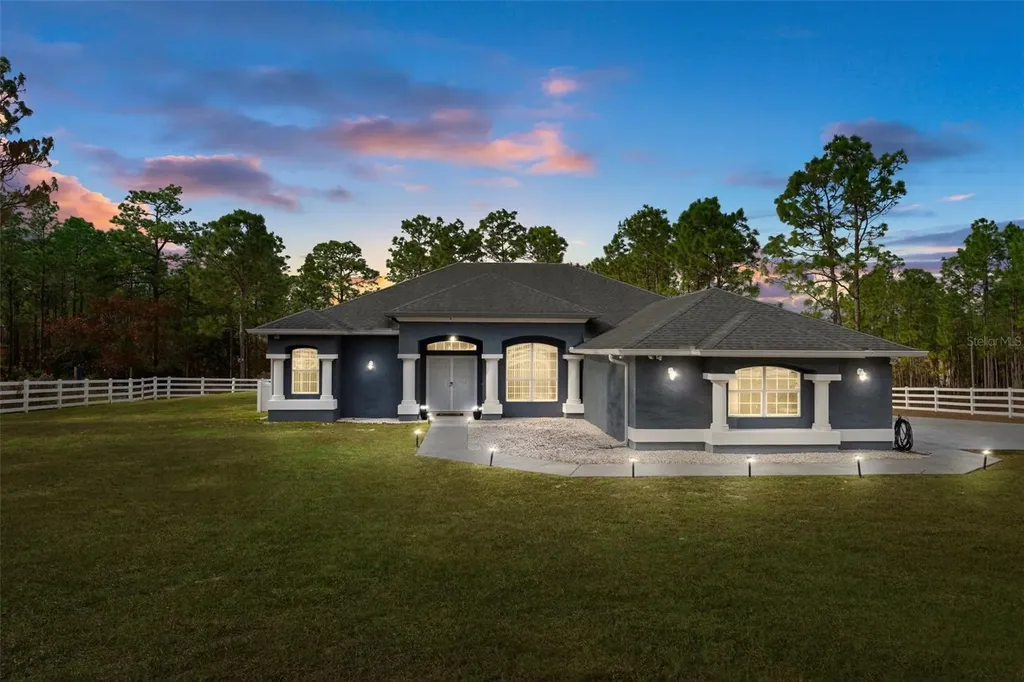 4304 N Shawnee Drive Beverly Hills FL 34465