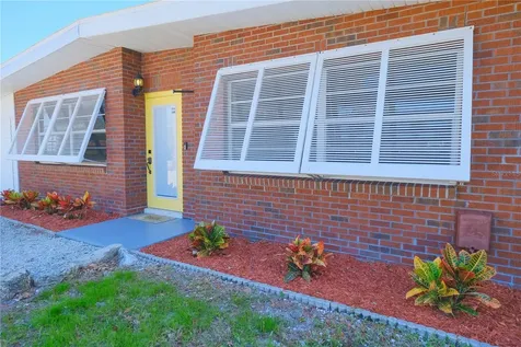 5611 26th Street W Bradenton FL 34207