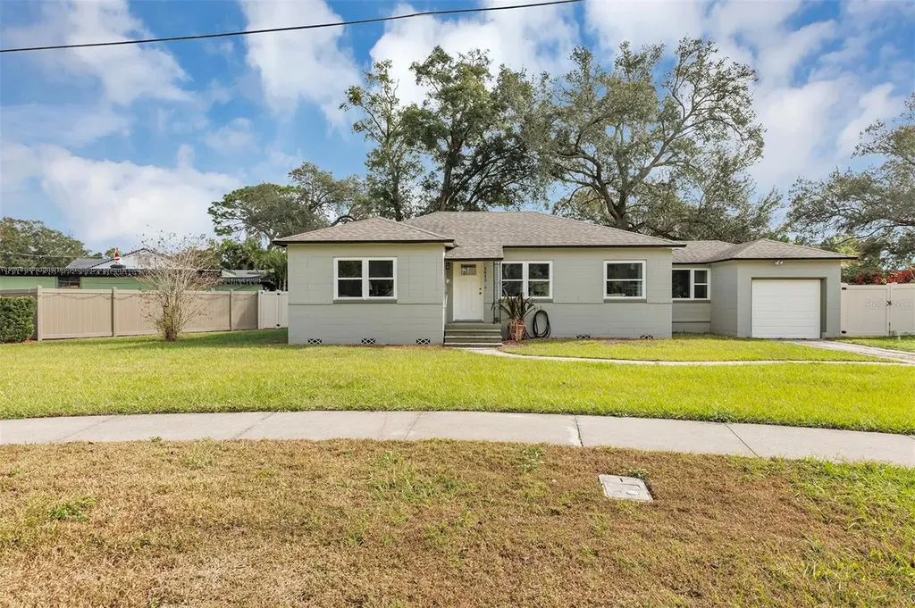 1613 Christy Avenue Orlando FL 32803