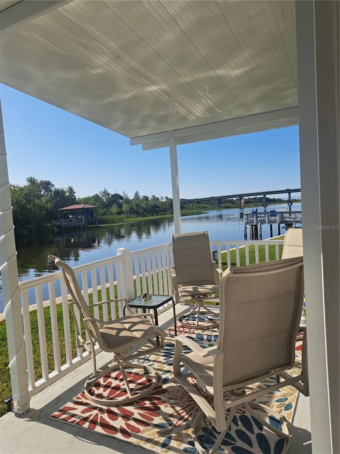 10138 N Lake Drive Largo FL 33773