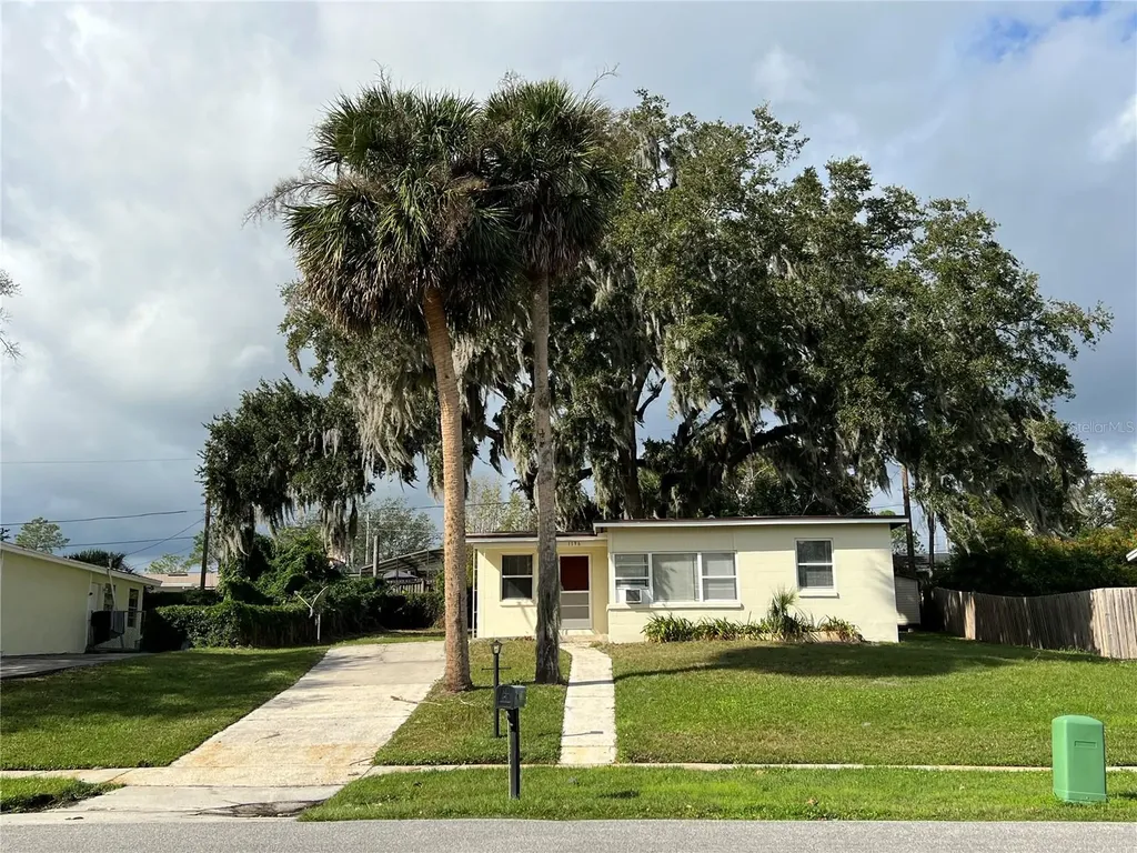 1196 Fountainhead Drive Deltona FL 32725