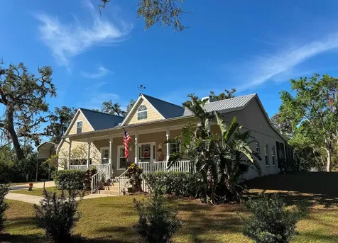 3006 69th Street E Bradenton FL 34208