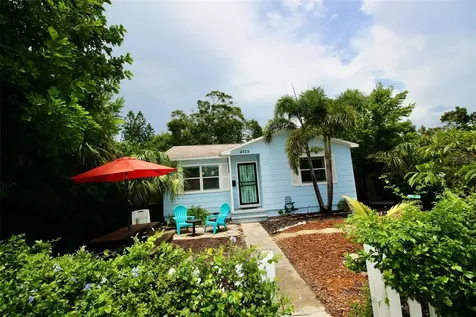 4533 2nd Avenue S St Petersburg FL 33711