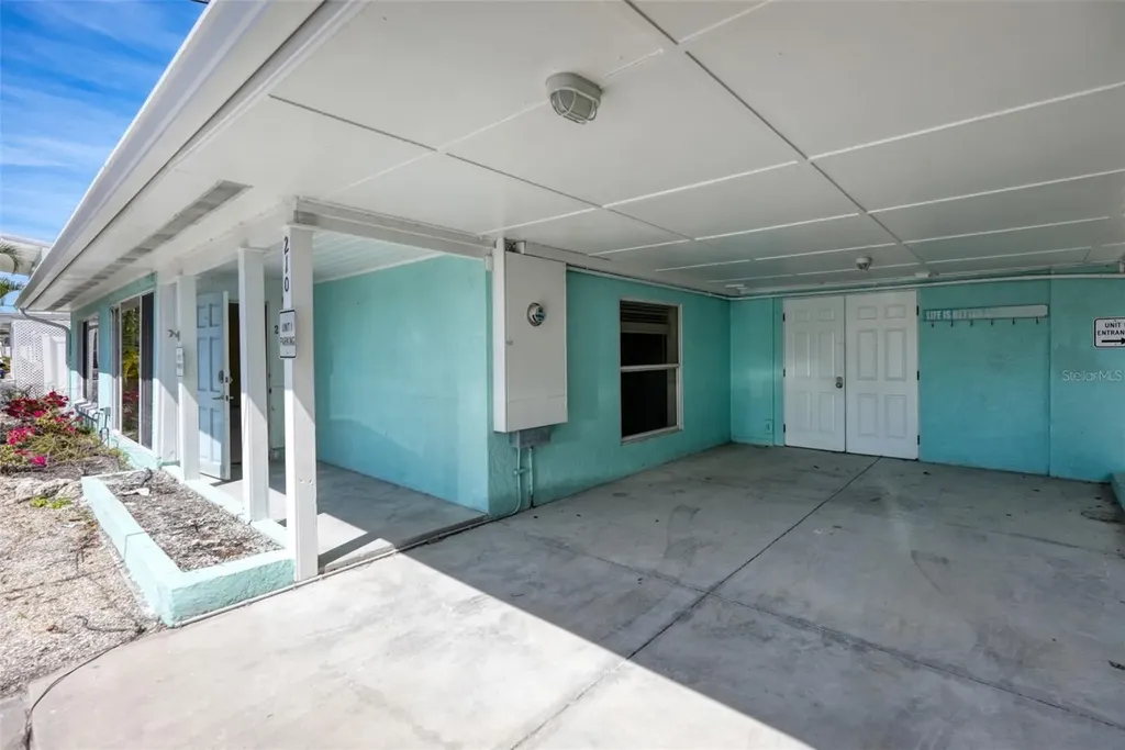 210 Haverkos Court Holmes Beach FL 34217