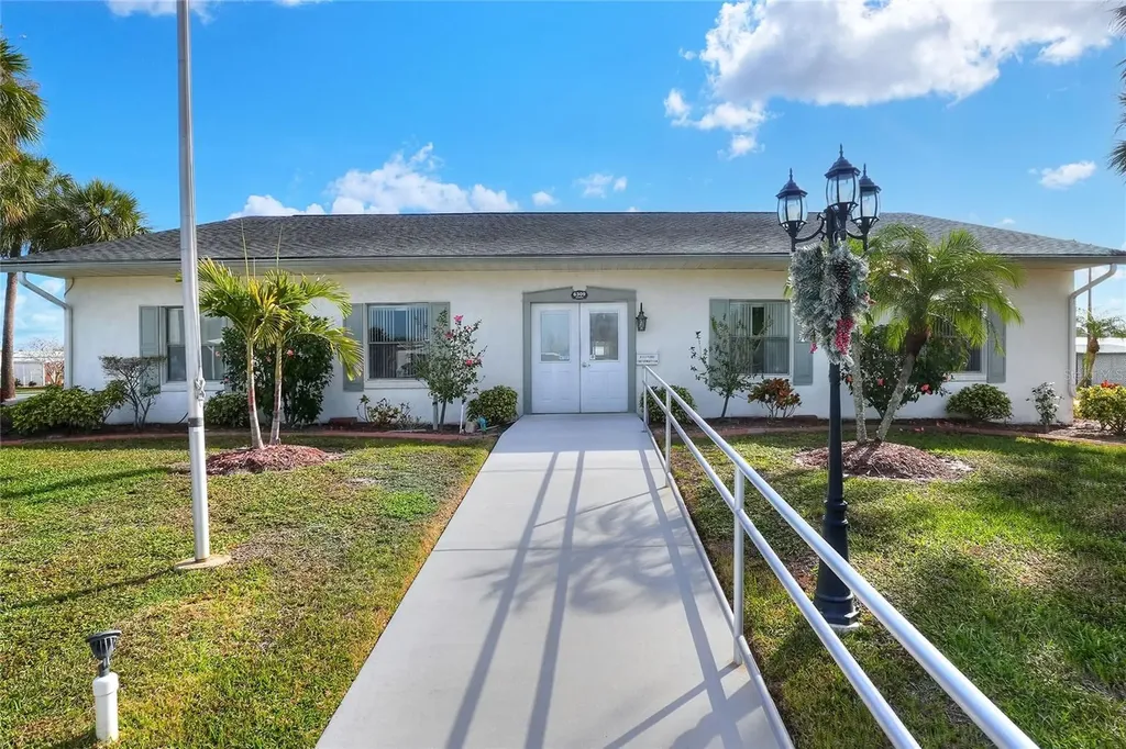 6308 Bayberry Boulevard NE Winter Haven FL 33881