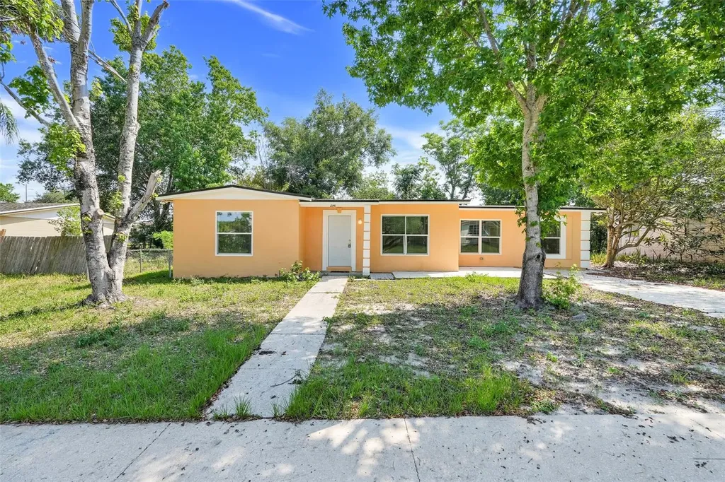 2341 Hadley Street Deltona FL 32738