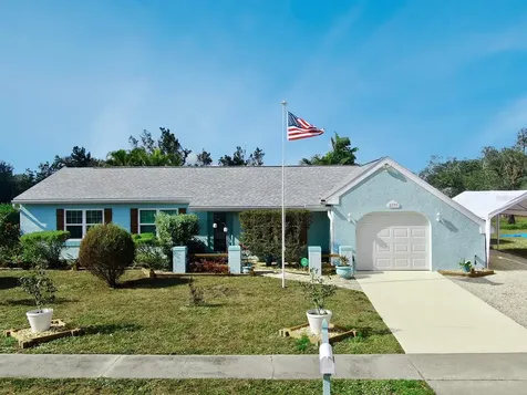 2575 Shenandoah Street North Port FL 34287