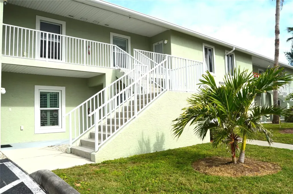 8100 Memory Lane Rotonda West FL 33947