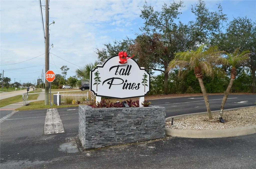 8100 Memory Lane Rotonda West FL 33947