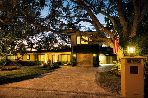 1827 Baywood Drive Sarasota FL 34231