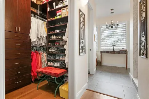 1827 Baywood Drive Sarasota FL 34231