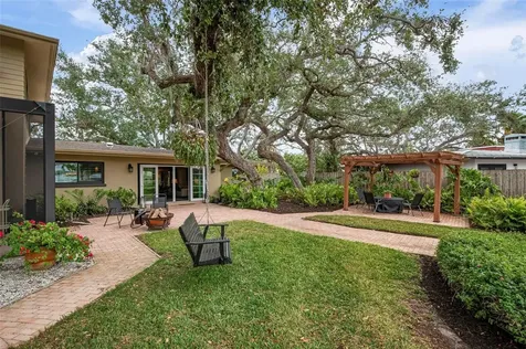 1827 Baywood Drive Sarasota FL 34231