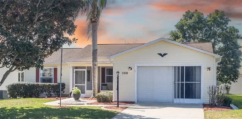 308 Santa Clara Circle Lady Lake FL 32159