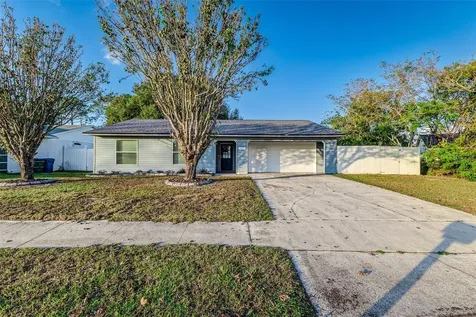 129 Rebecca Drive NE Winter Haven FL 33881