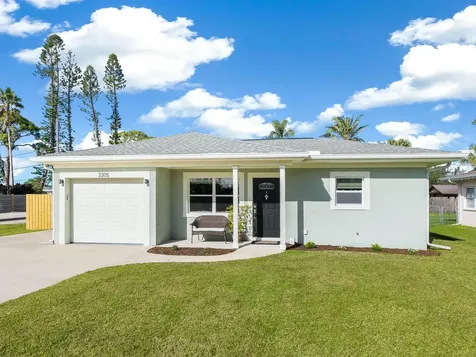 3305 New England Street Sarasota FL 34231