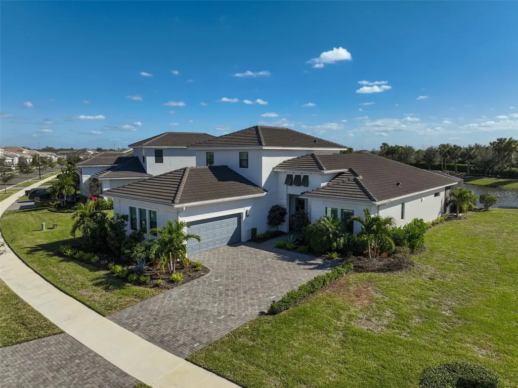 5035 Kiva Circle Bradenton FL 34211