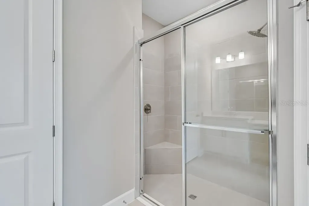 6107 Mesa Glen Bradenton FL 34203