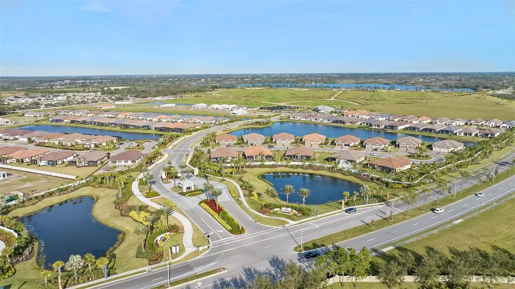 6107 Mesa Glen Bradenton FL 34203