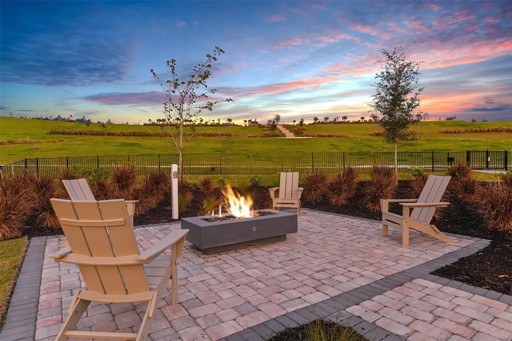 6107 Mesa Glen Bradenton FL 34203