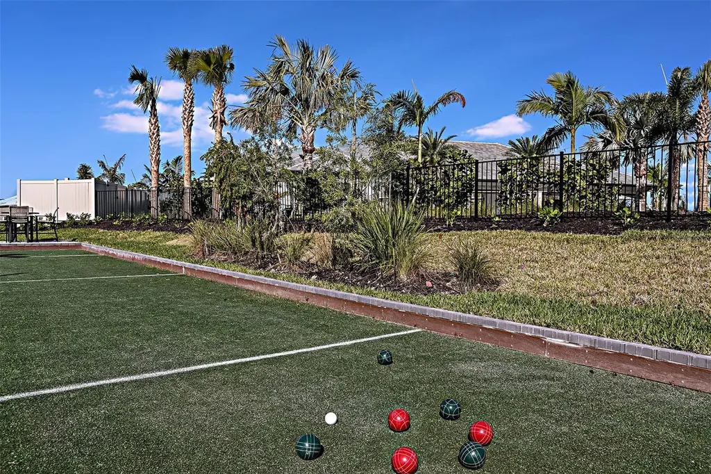 6107 Mesa Glen Bradenton FL 34203