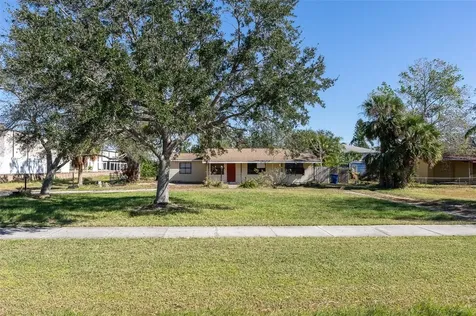 10721 Snug Harbor Road NE St Petersburg FL 33702