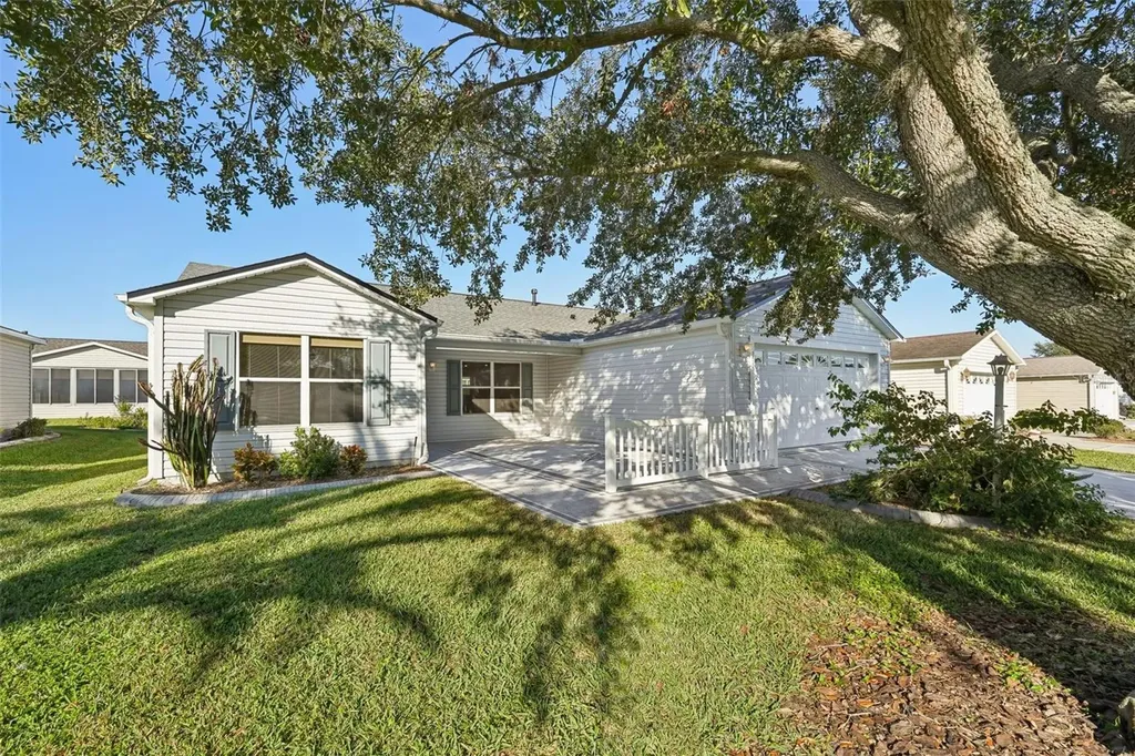 2427 Due West Drive The Villages FL 32162