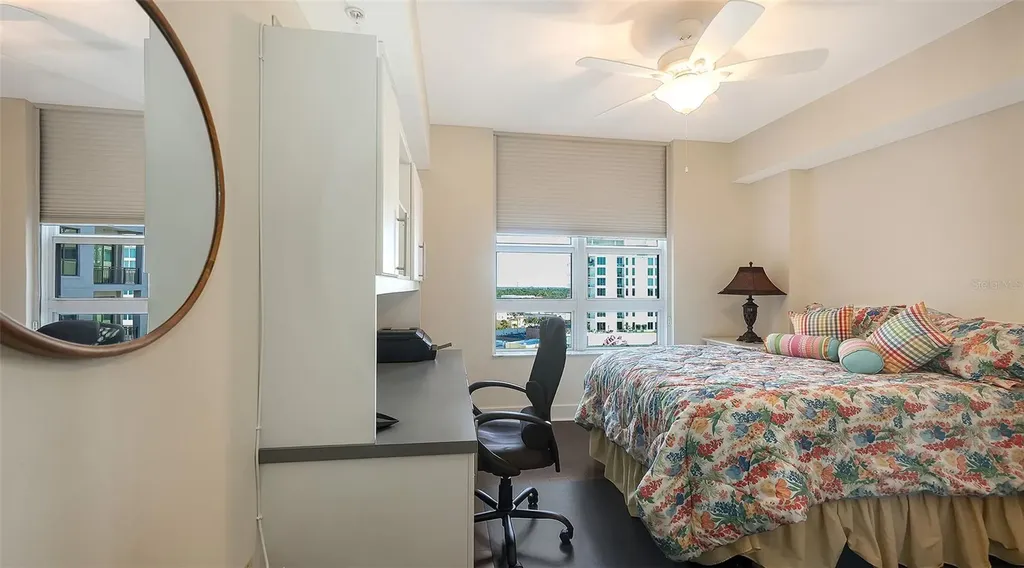 1350 Main Street Sarasota FL 34236