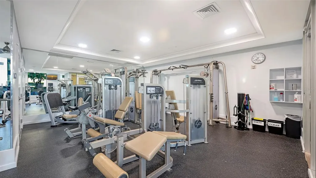 1350 Main Street Sarasota FL 34236