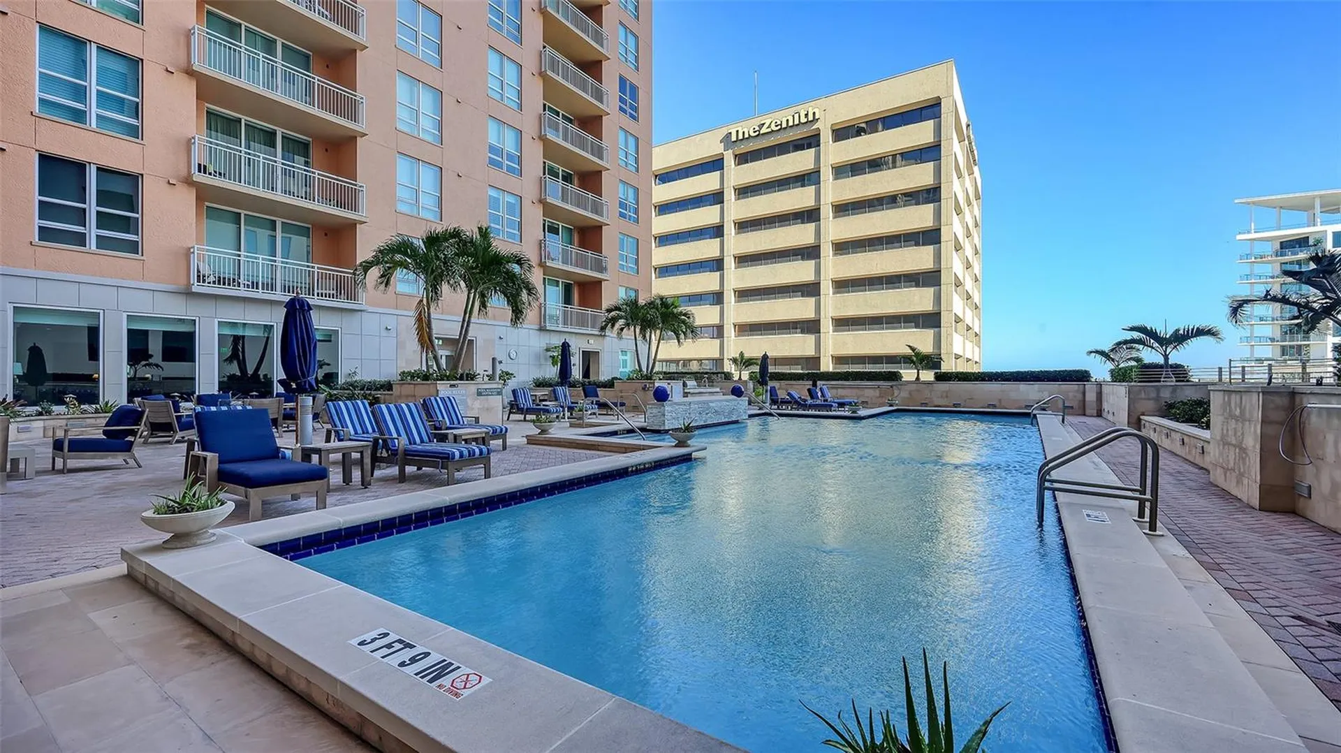 1350 Main Street Sarasota FL 34236