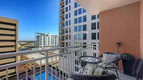 1350 Main Street Sarasota FL 34236