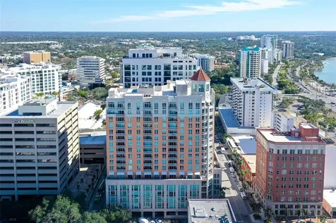 1350 Main Street Sarasota FL 34236