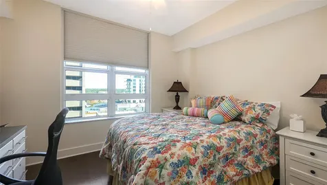1350 Main Street Sarasota FL 34236