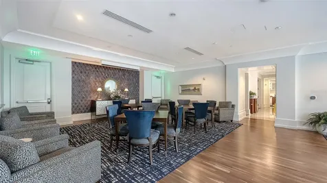 1350 Main Street Sarasota FL 34236
