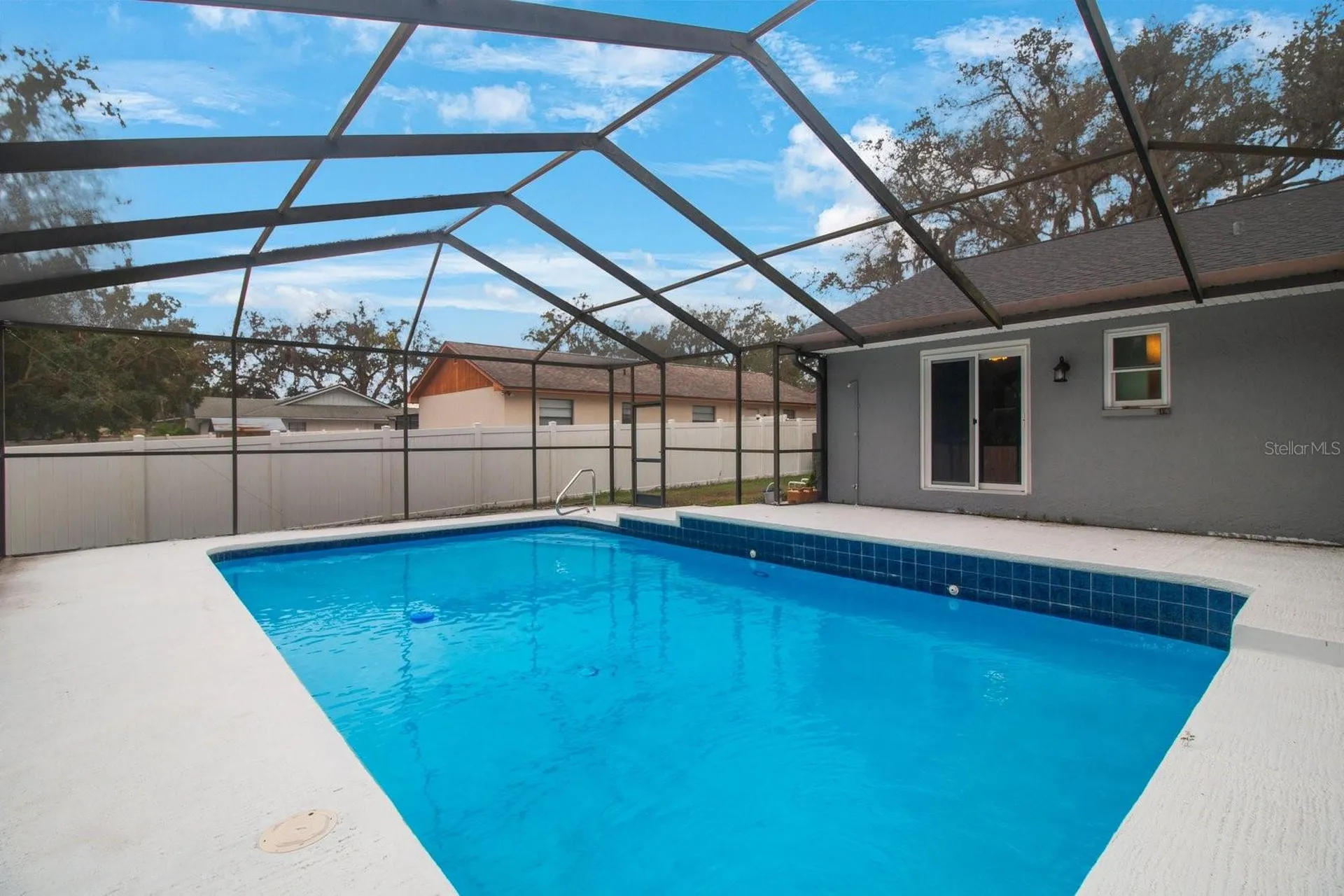 1009 Black Knight Drive Valrico FL 33594