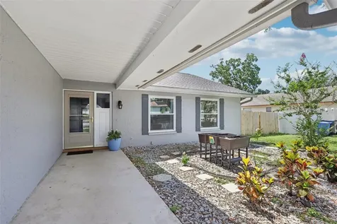 1009 Black Knight Drive Valrico FL 33594