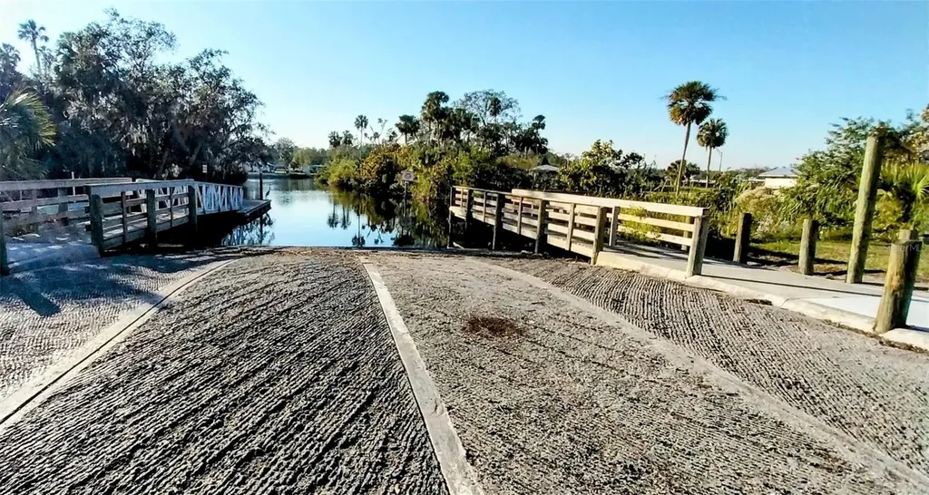 11105 Winn Road Riverview FL 33569