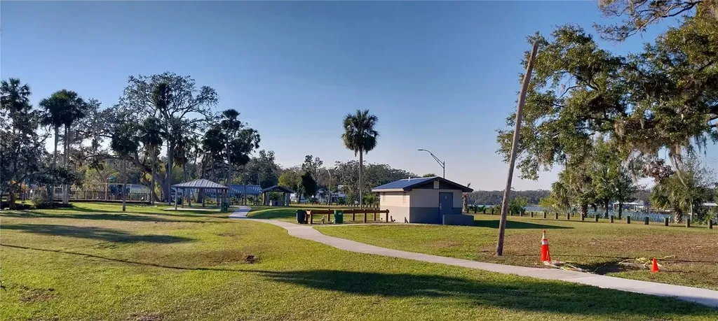 11105 Winn Road Riverview FL 33569