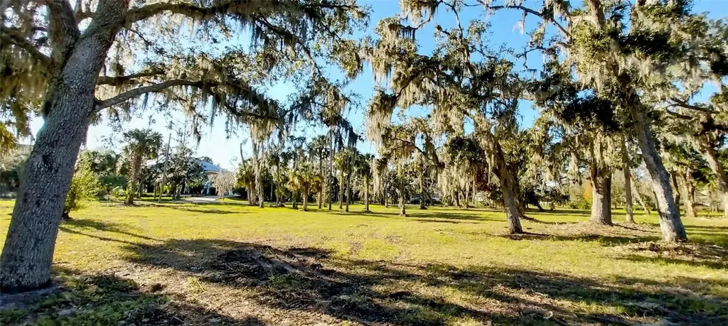 11105 Winn Road Riverview FL 33569